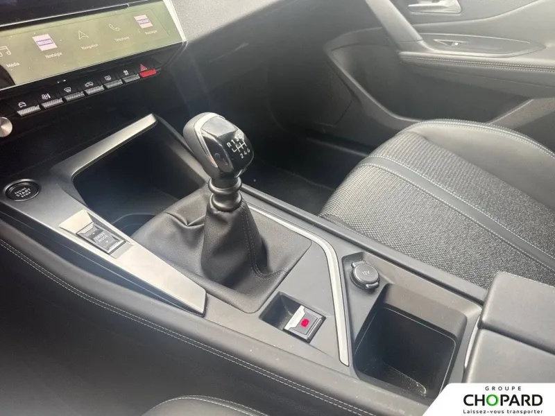 Image secondaire du véhicule 24