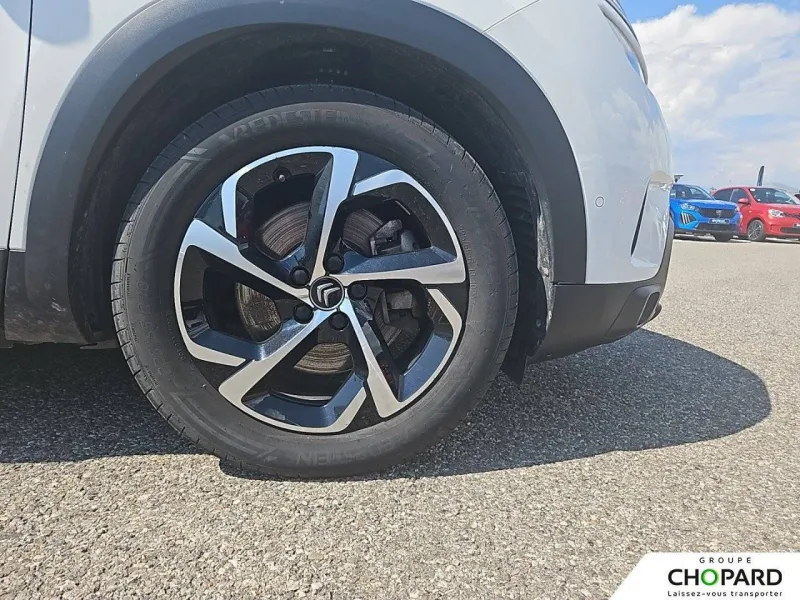 Image secondaire du véhicule 25