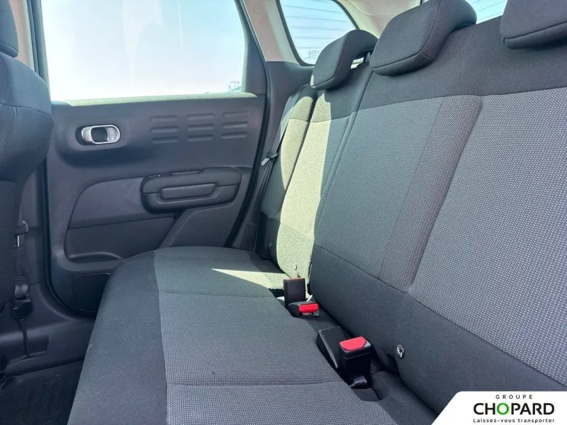 Image secondaire du véhicule 19