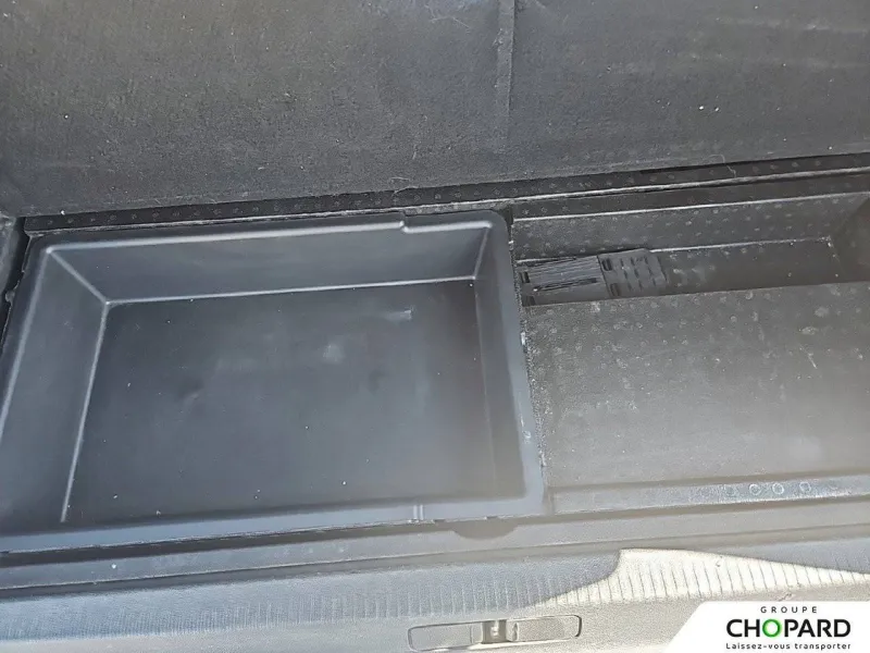 Image secondaire du véhicule 29