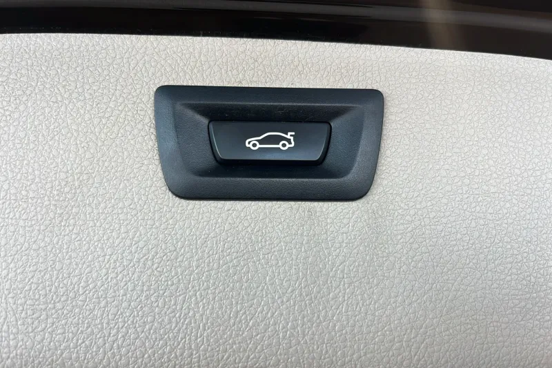 Image secondaire du véhicule 15