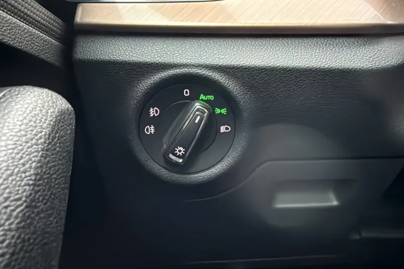 Image secondaire du véhicule 14