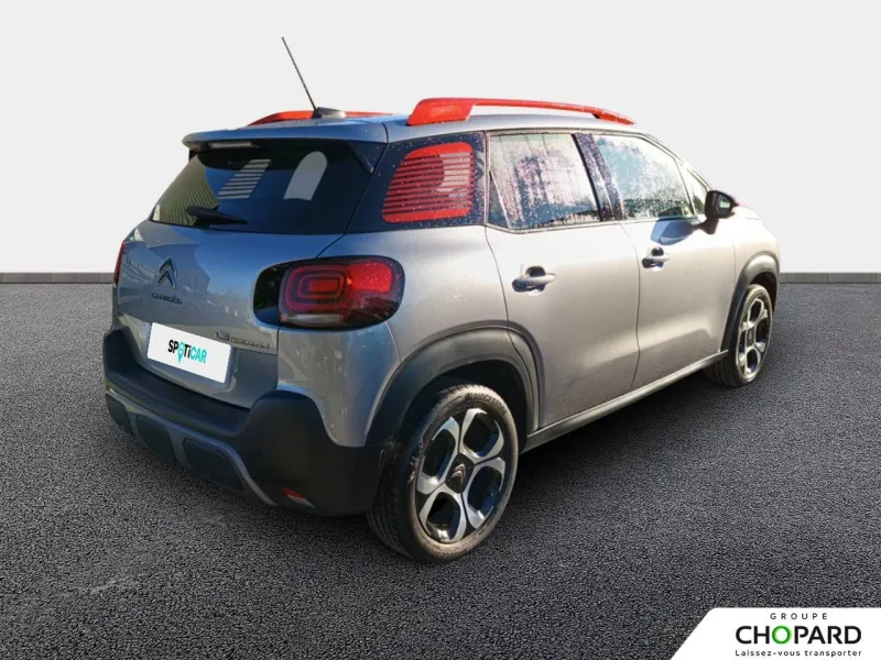 Image secondaire du véhicule 4