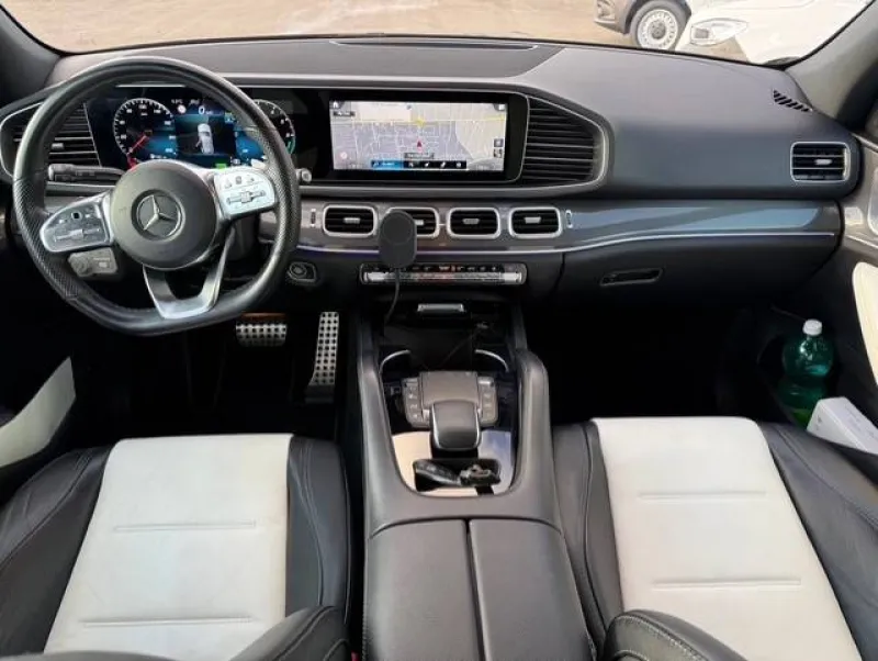 Image secondaire du véhicule 10