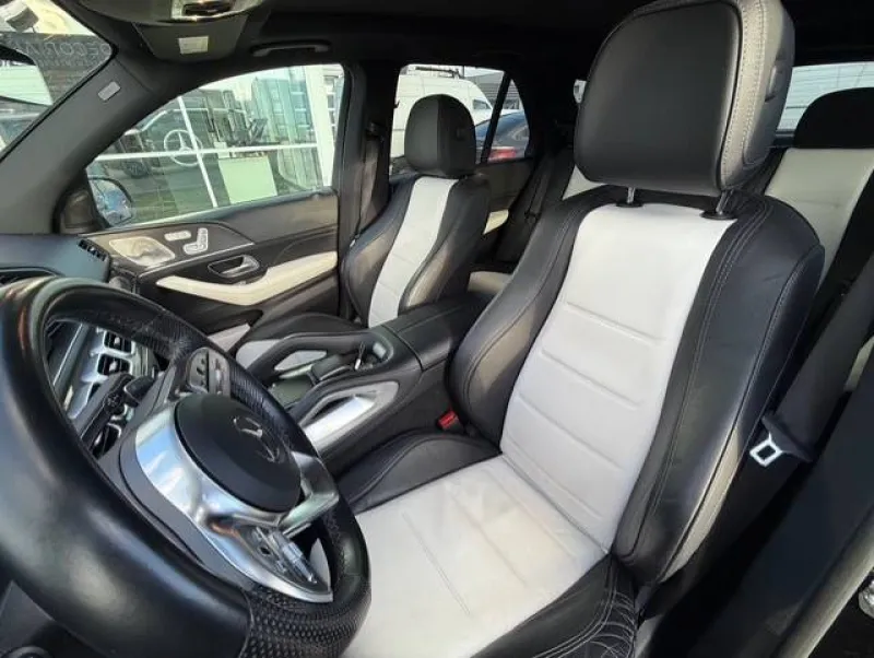 Image secondaire du véhicule 11