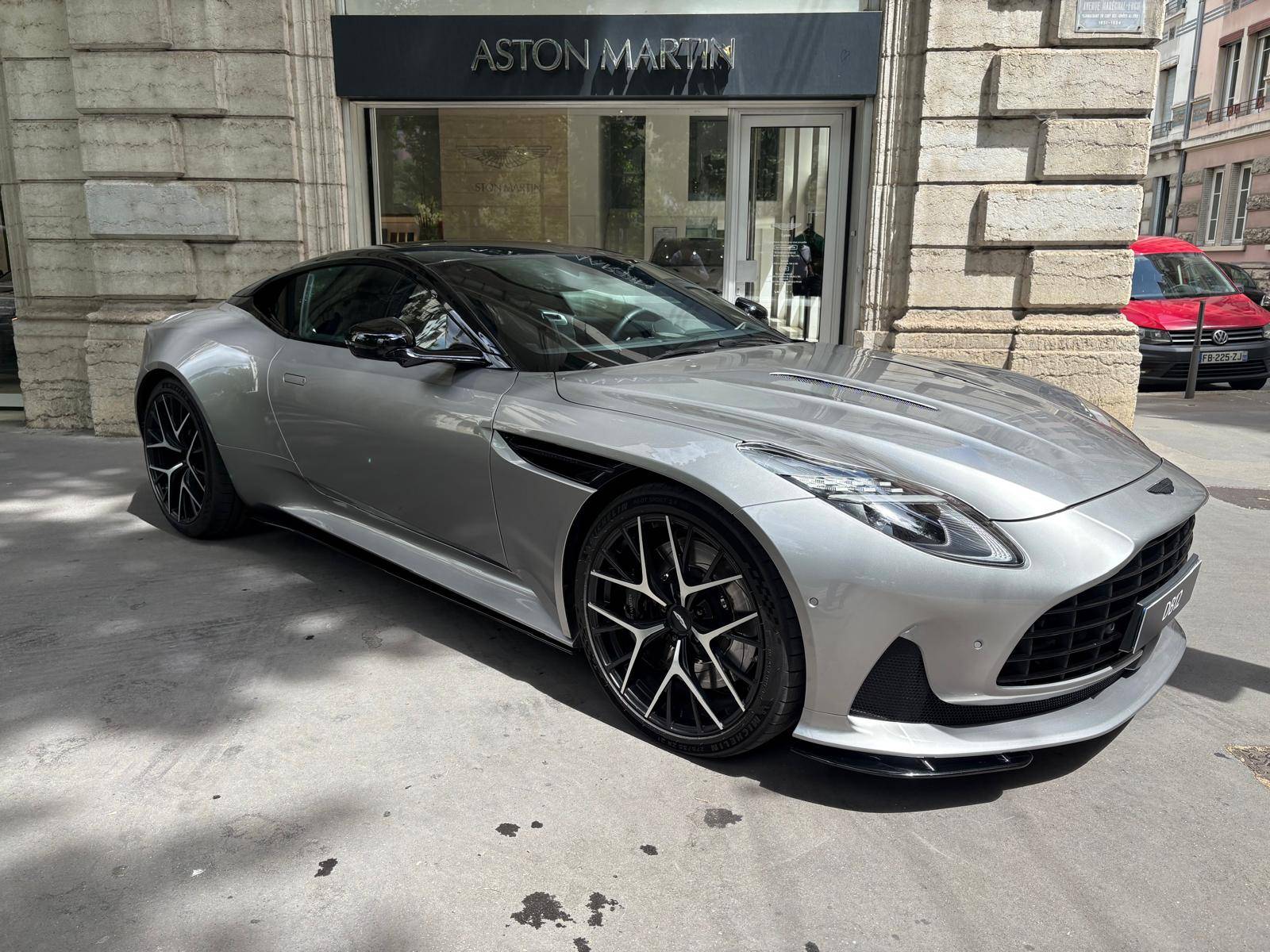 DB12 DB12 Coup&eacute; 680cv &mdash; 2