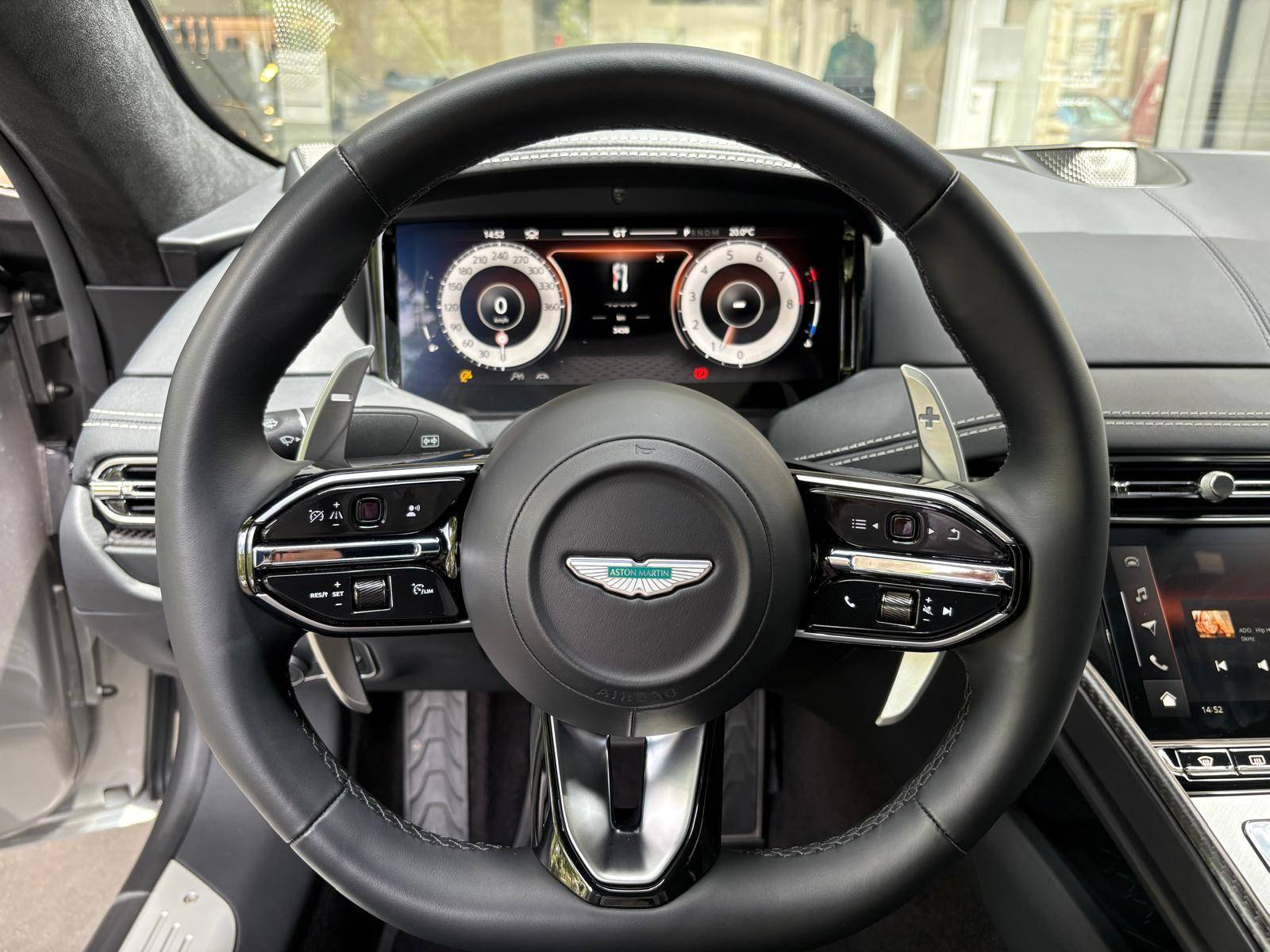 DB12 DB12 Coup&eacute; 680cv &mdash; 19