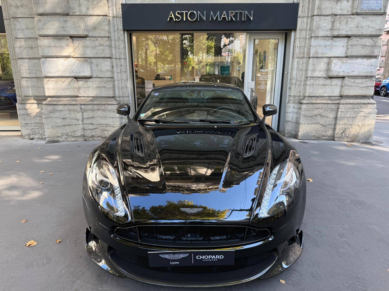 VANQUISH S Vanquish S Ultimate Coupe V12 600 ch Touchtronic 3 &mdash; 1