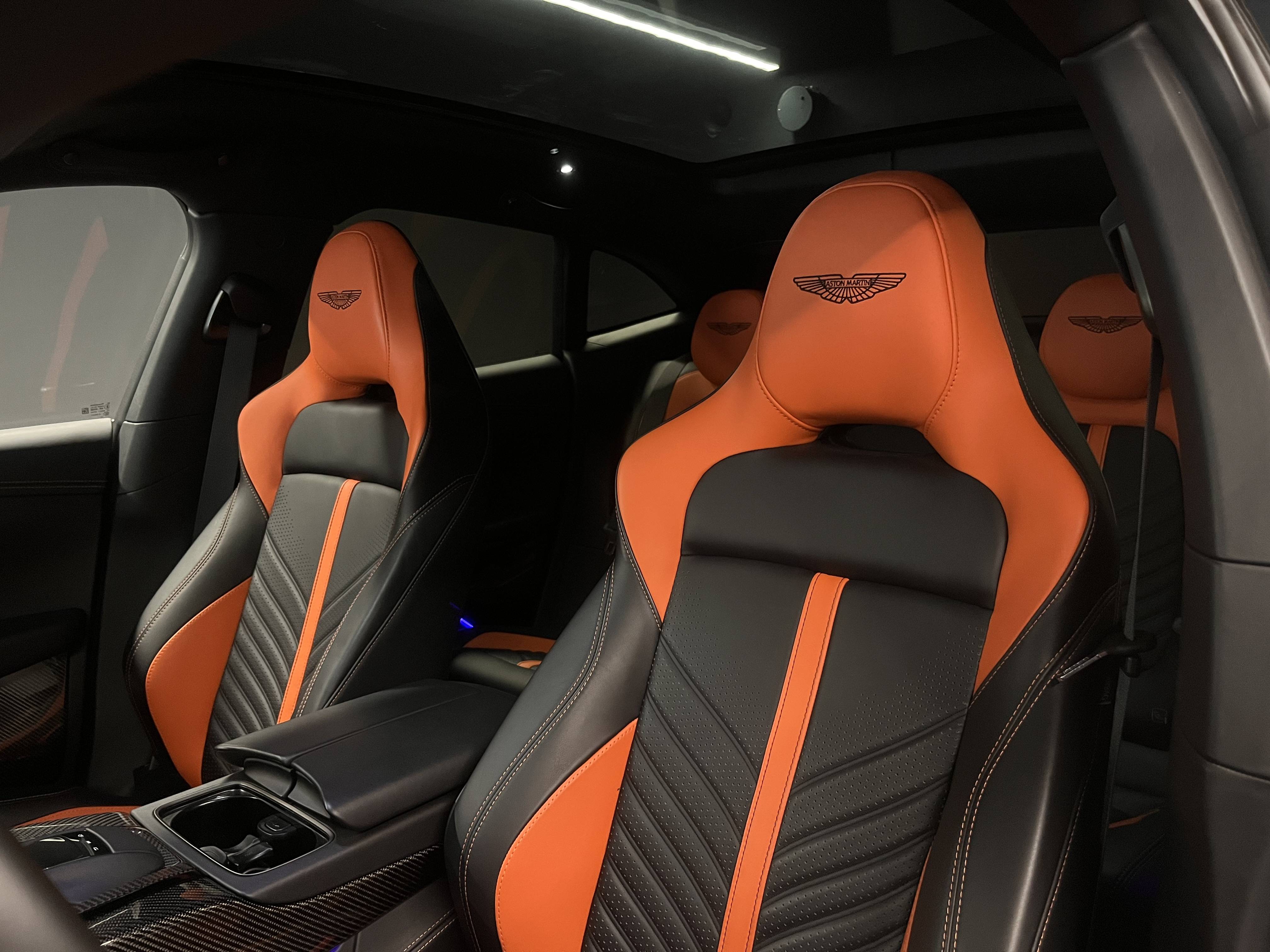 DBX707 DBX707 4.0 Biturbo V8 &mdash; 23