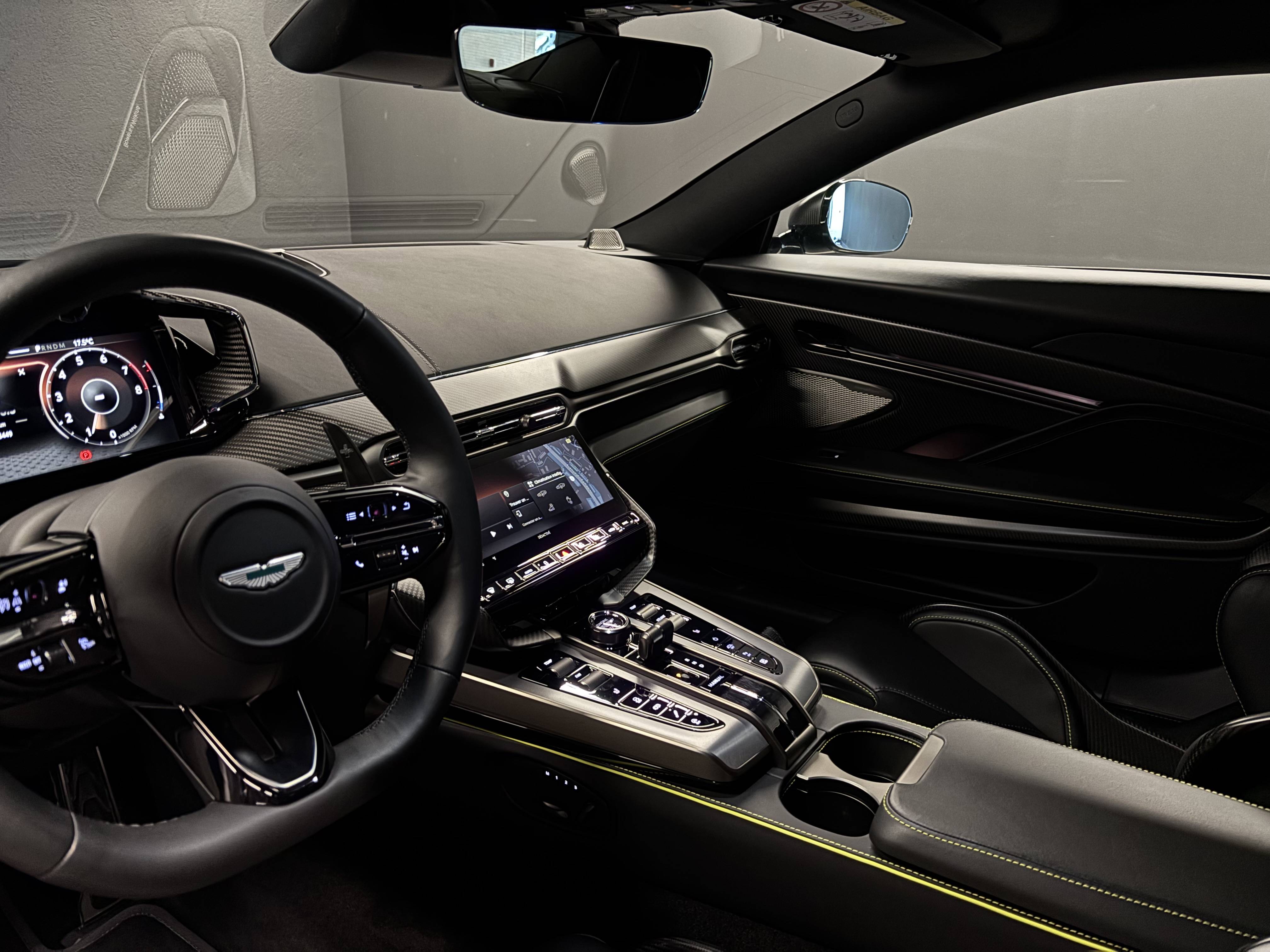 VANQUISH Vanquish Coup&eacute; V12 835 ch &mdash; 8