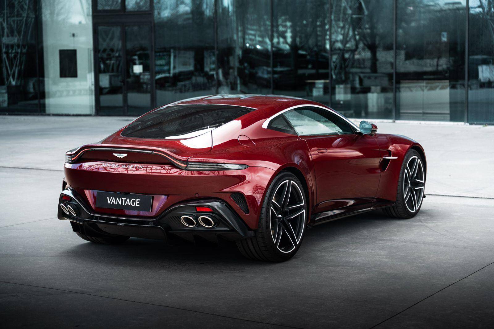 VANTAGE Vantage Coup&eacute;  V8 665 ch BVA8 &mdash; 8