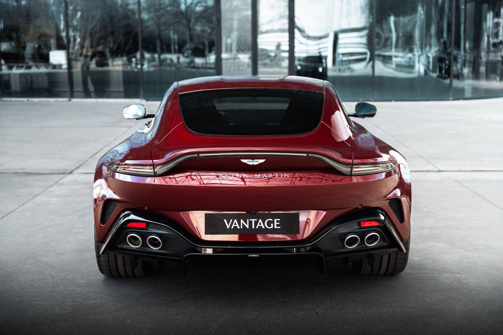 VANTAGE Vantage Coup&eacute;  V8 665 ch BVA8 &mdash; 12