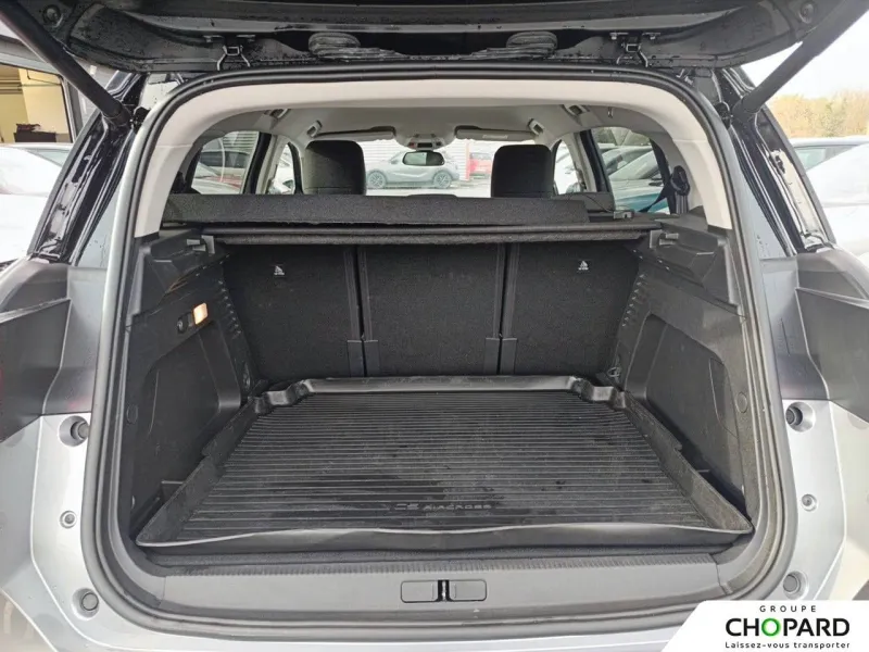 Image secondaire du véhicule 9