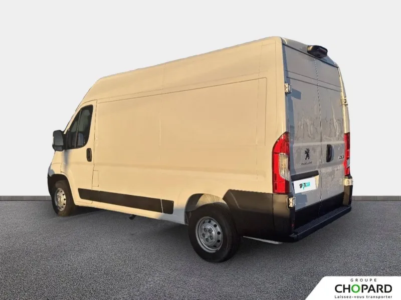 Image secondaire du véhicule 8