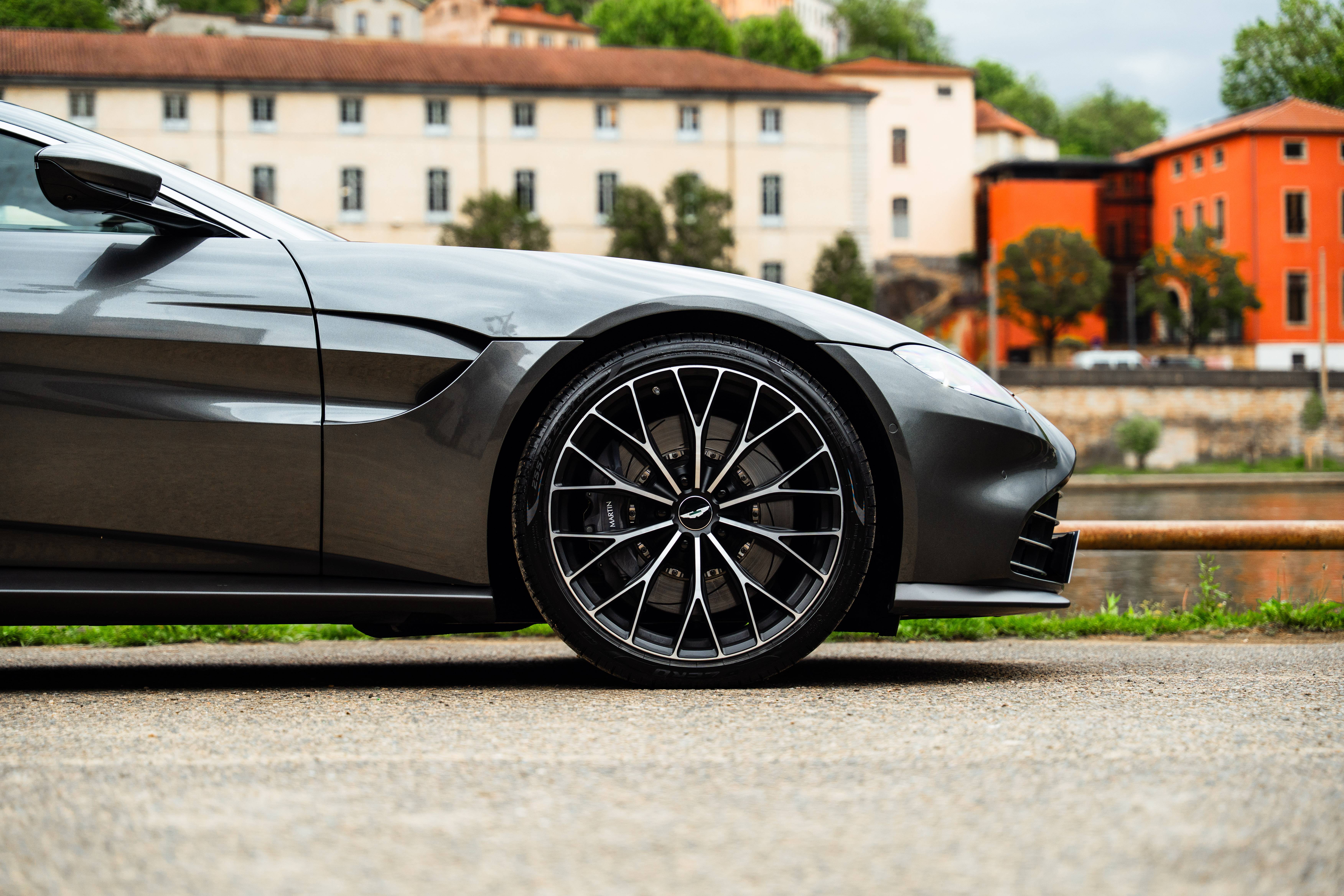 VANTAGE ROADSTER Vantage Roadster 4.0 Biturbo V8 510 ch BVA8 &mdash; 11