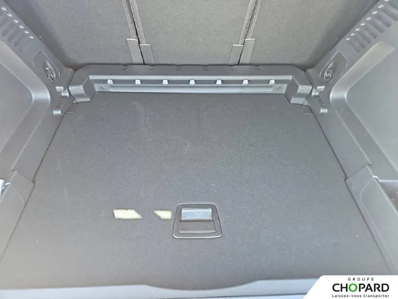 Image secondaire du véhicule 8