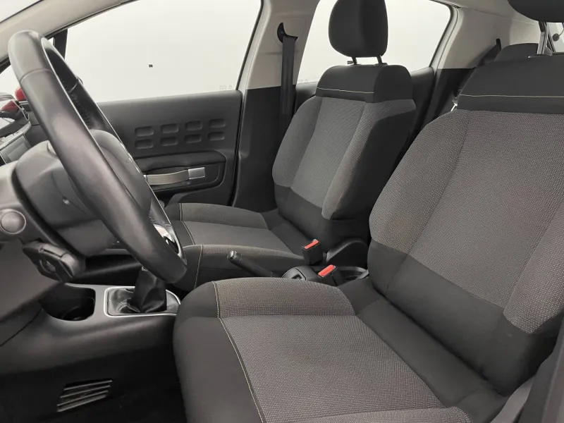 Image secondaire du véhicule 15