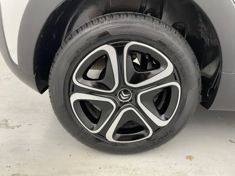 Image secondaire du véhicule 20