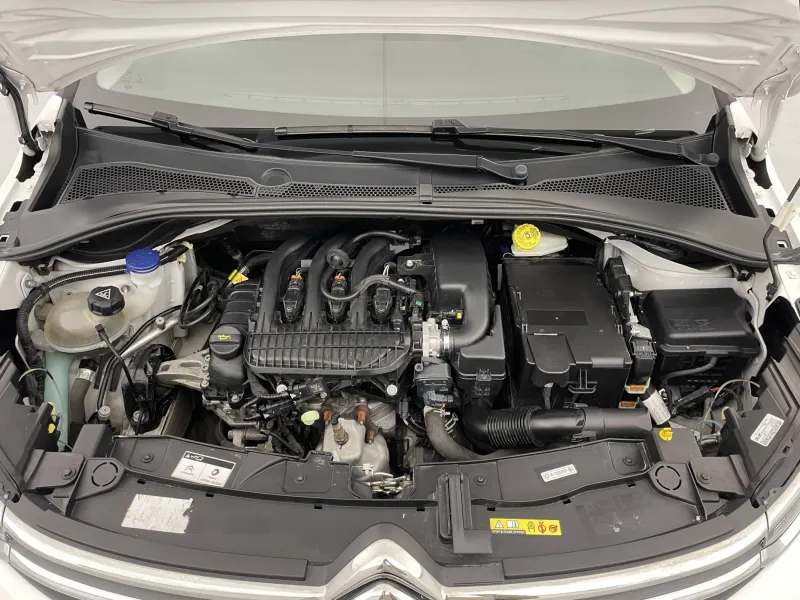 Image secondaire du véhicule 22