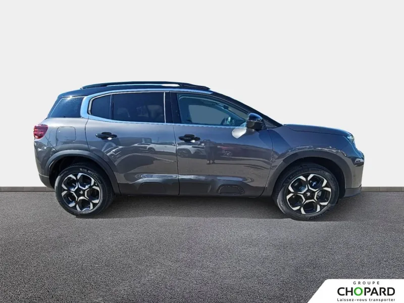 Image secondaire du véhicule 9