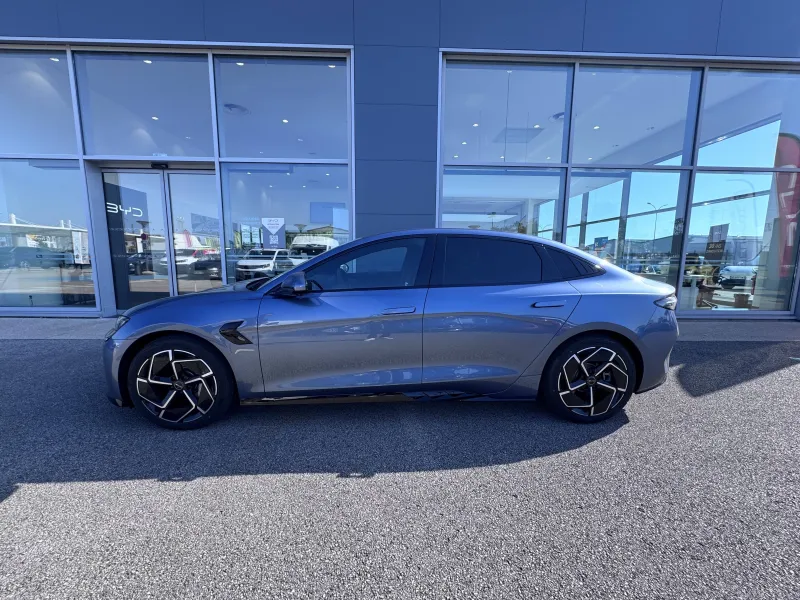 Image secondaire du véhicule 5