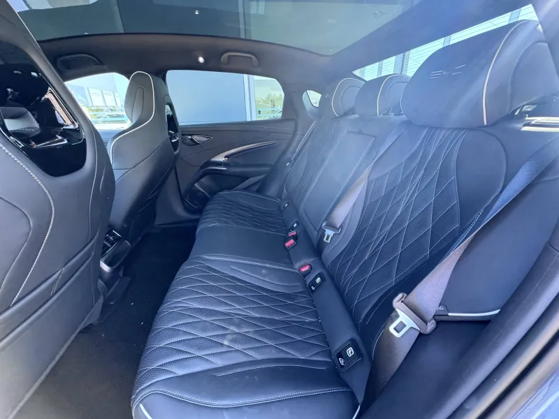 Image secondaire du véhicule 13