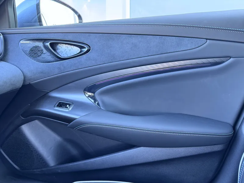 Image secondaire du véhicule 16