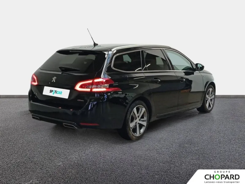 Image secondaire du véhicule 9