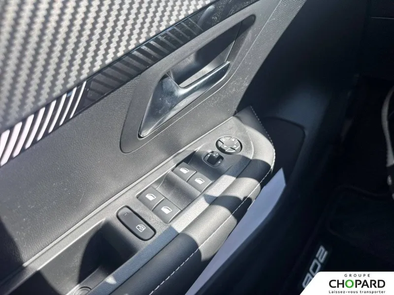 Image secondaire du véhicule 24