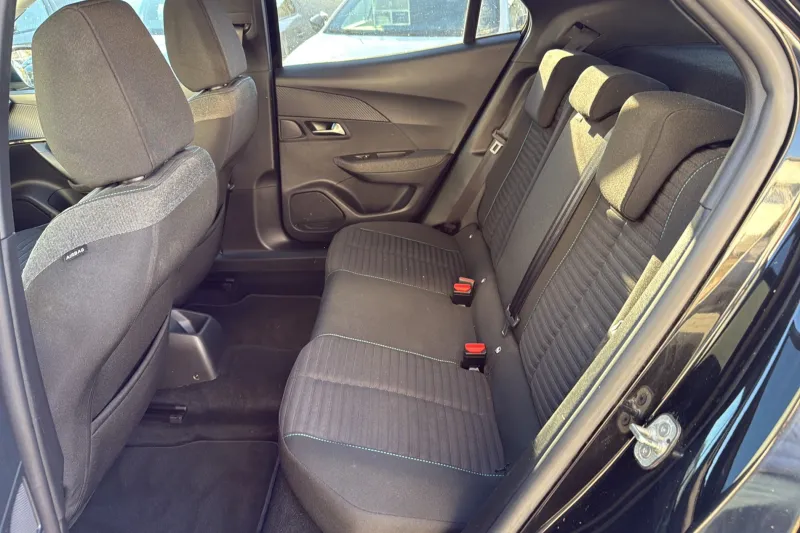 Image secondaire du véhicule 12