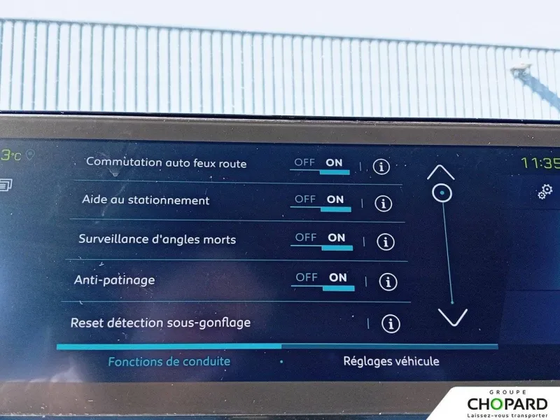 Image secondaire du véhicule 11