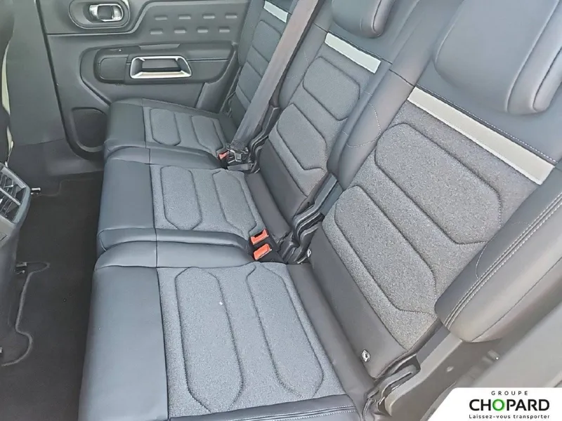 Image secondaire du véhicule 18