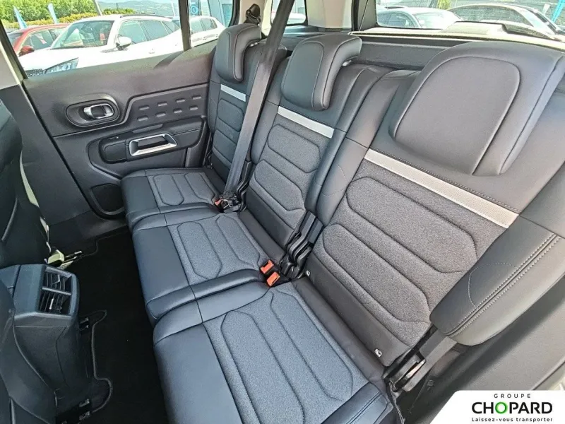 Image secondaire du véhicule 19