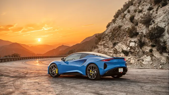 Lotus Emira : 3/4 arrière