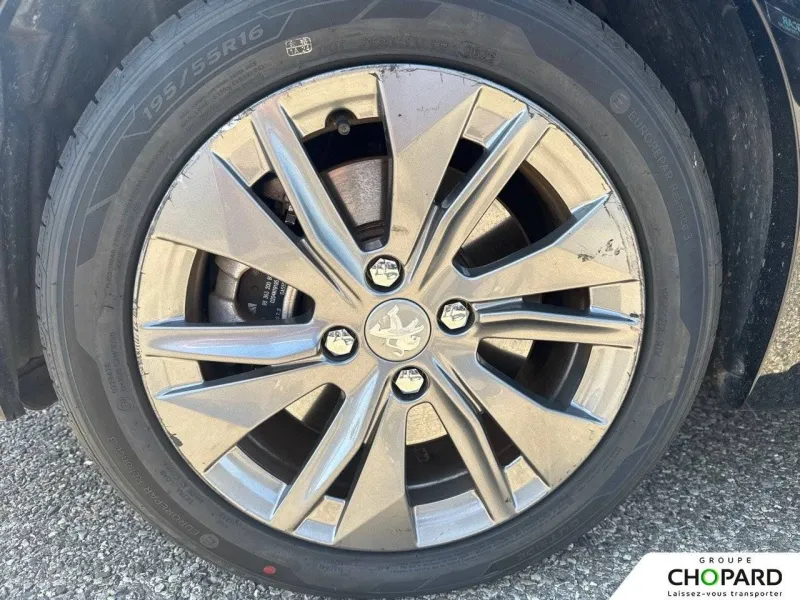 Image secondaire du véhicule 25