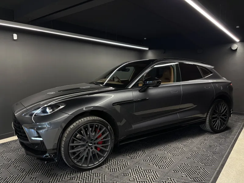 Aston Martin-DBX707-DBX707 4.0 Biturbo V8 Aston Martin-DBX707-d'occasion chez Aston Martin Cannes