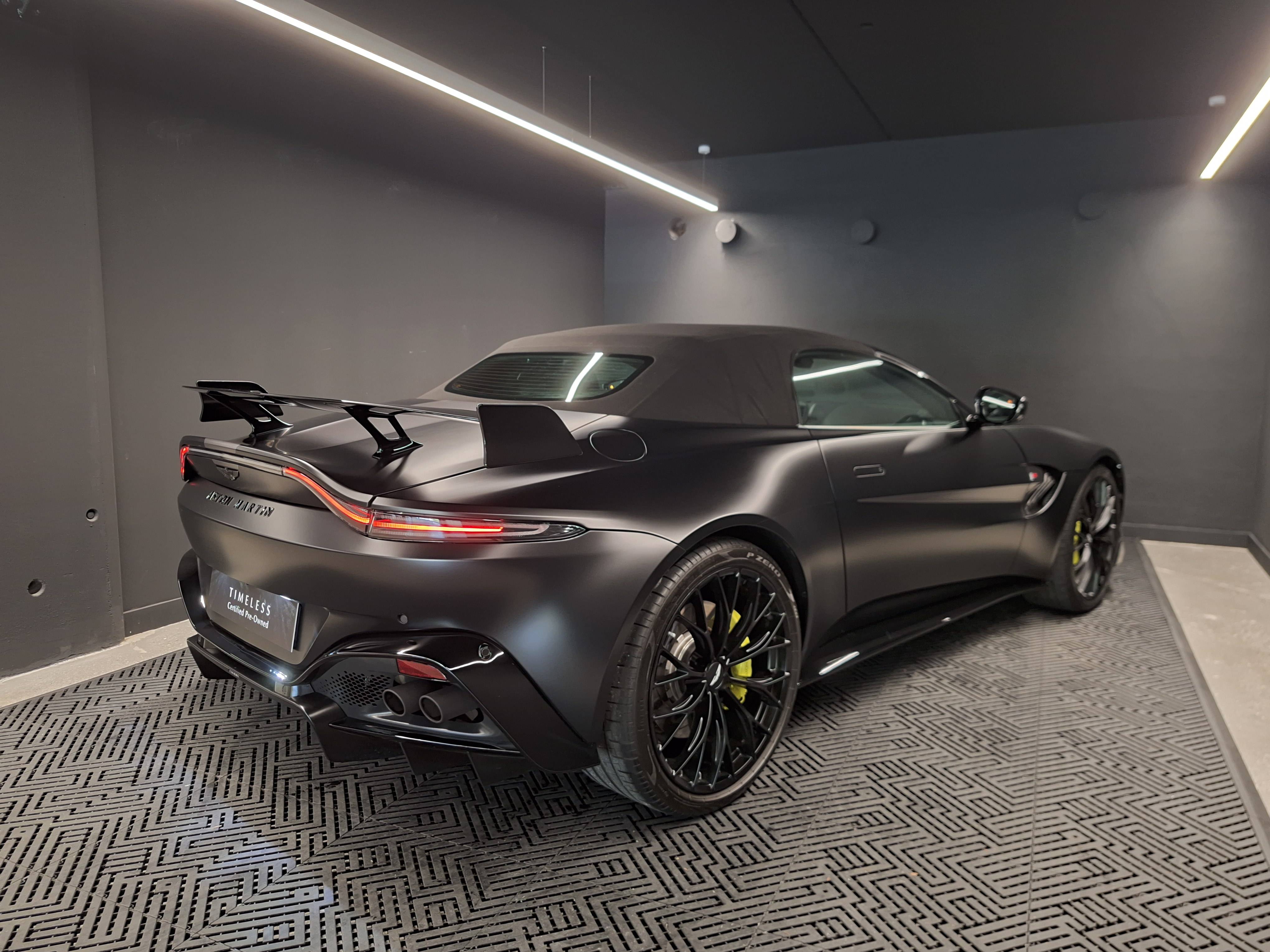 VANTAGE F1 ROADSTER Vantage F1 Roadster 4.0 Biturbo V8 535 ch BVA8 &mdash; 15