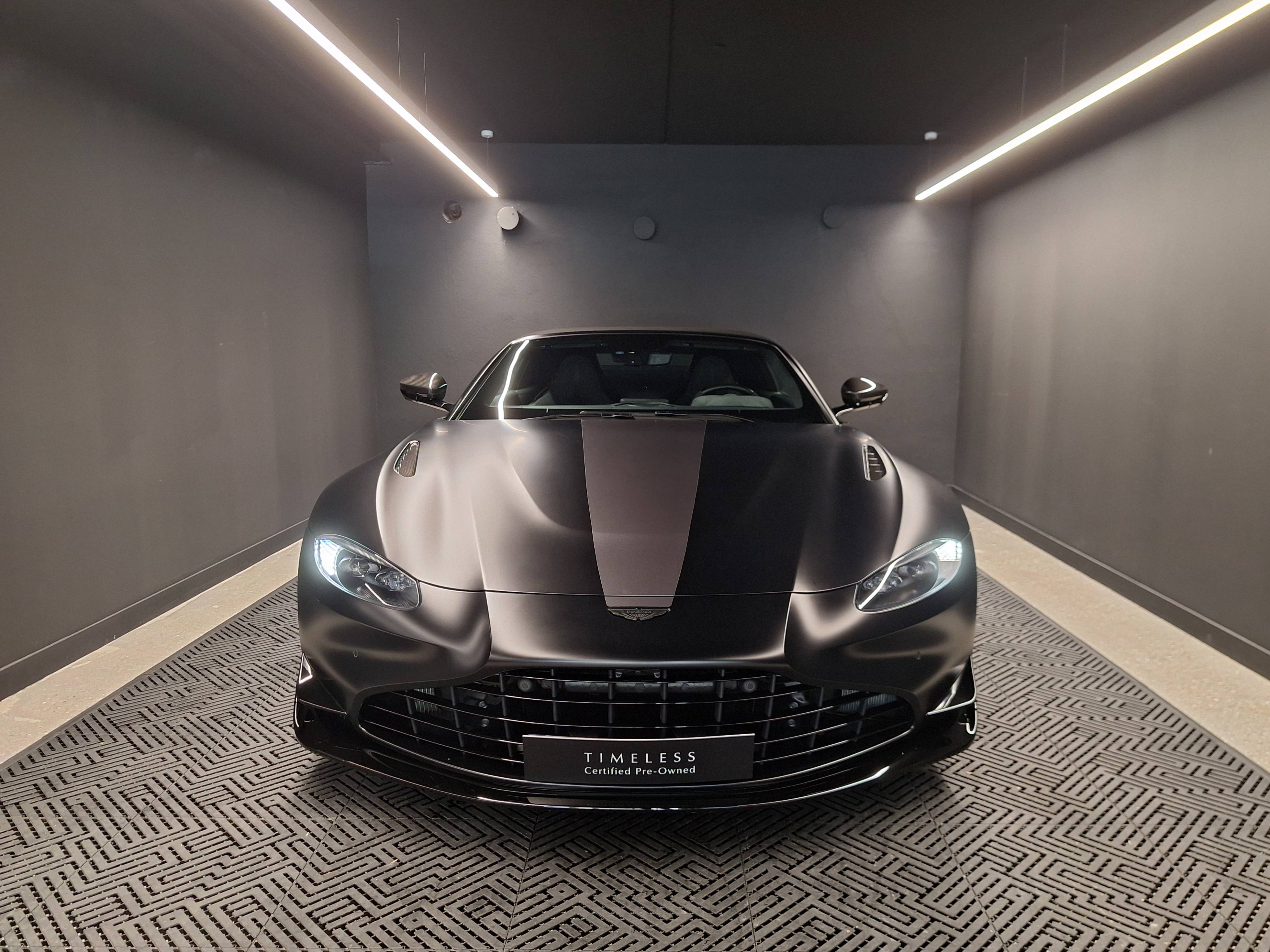 VANTAGE F1 ROADSTER Vantage F1 Roadster 4.0 Biturbo V8 535 ch BVA8 &mdash; 16