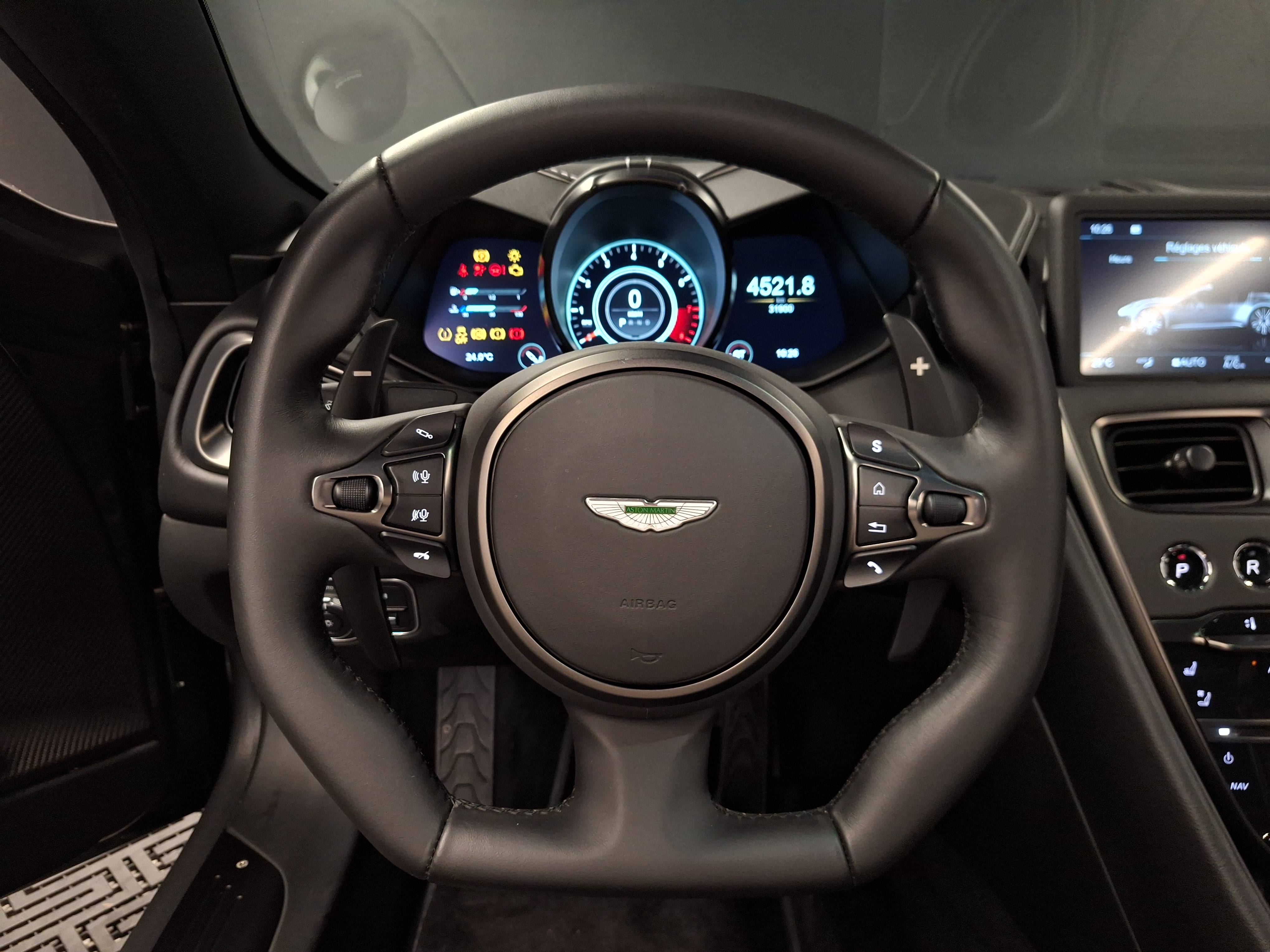 DBS VOLANTE DBS Superleggera Volante 5,2 Biturbo V12 &mdash; 8
