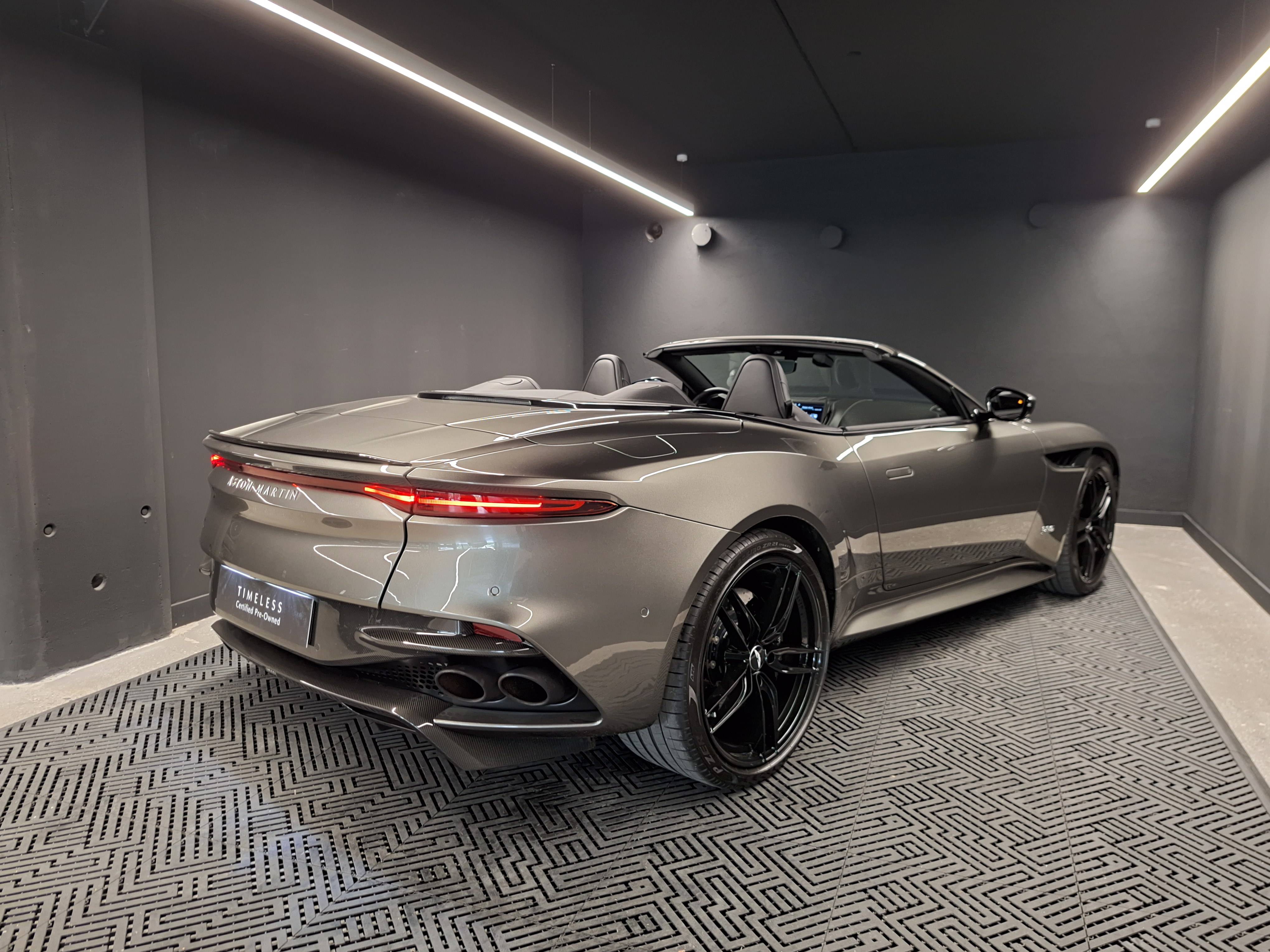 DBS VOLANTE DBS Superleggera Volante 5,2 Biturbo V12 &mdash; 17