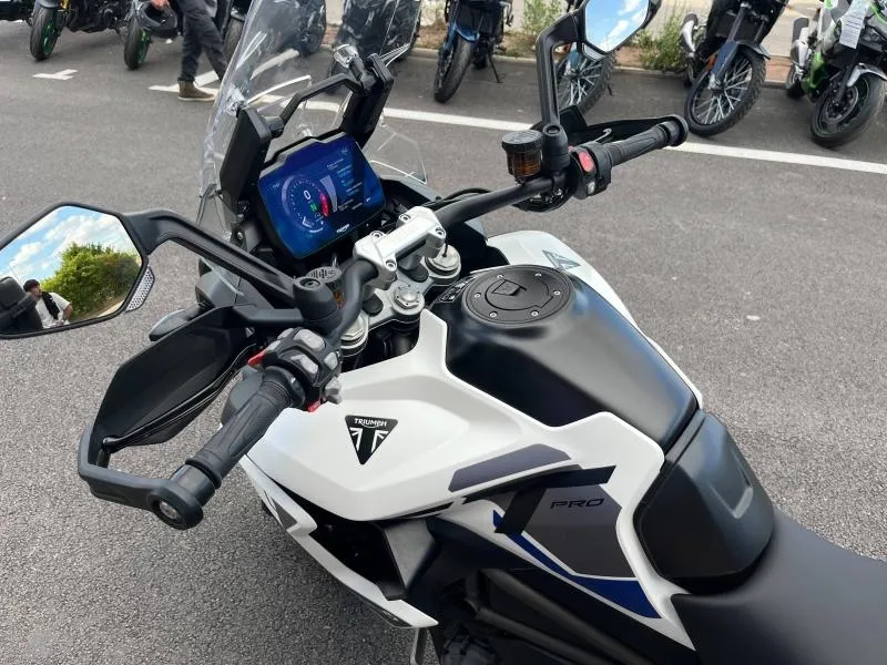 Image secondaire du véhicule 7