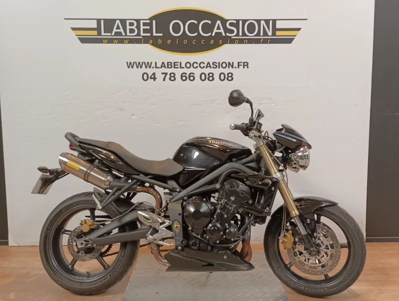 Triumph-STREET TRIPLE 675-null Triumph-STREET TRIPLE 675-d'occasion chez Label Occasion