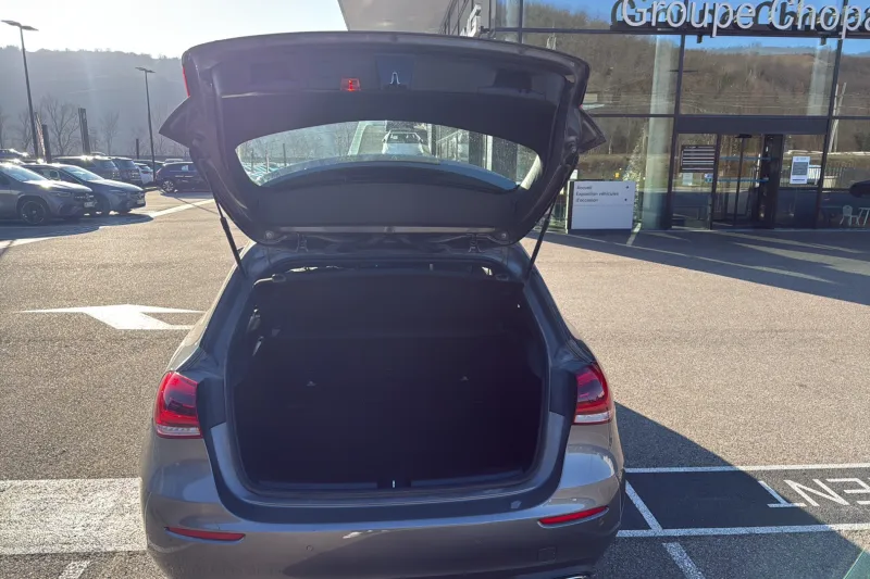 Image secondaire du véhicule 10