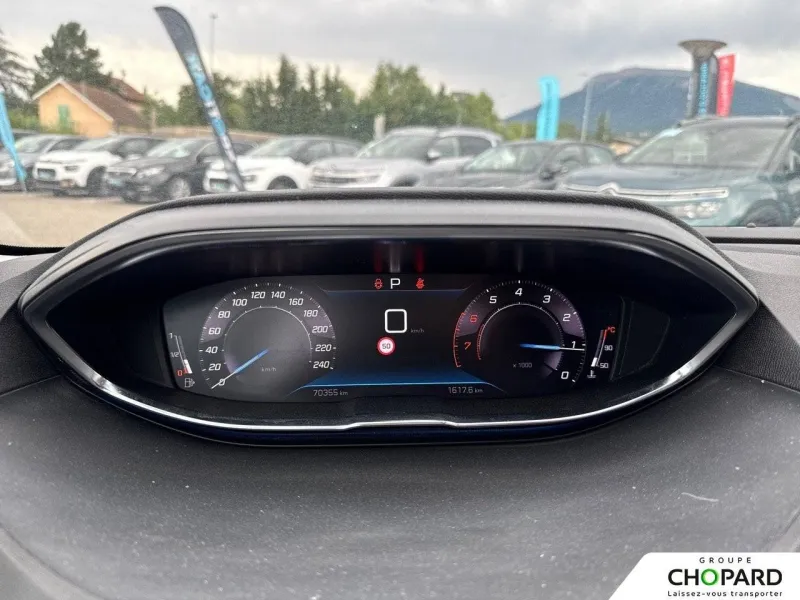 Image secondaire du véhicule 18