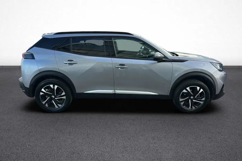 Image secondaire du véhicule 8