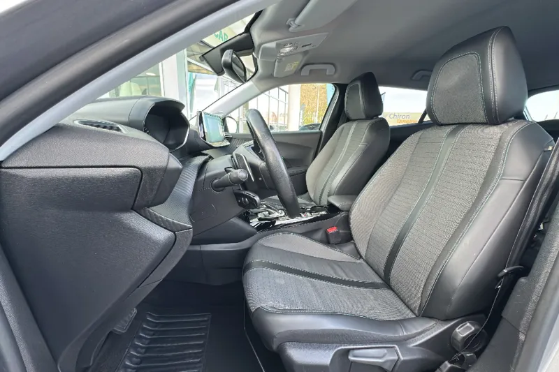 Image secondaire du véhicule 10