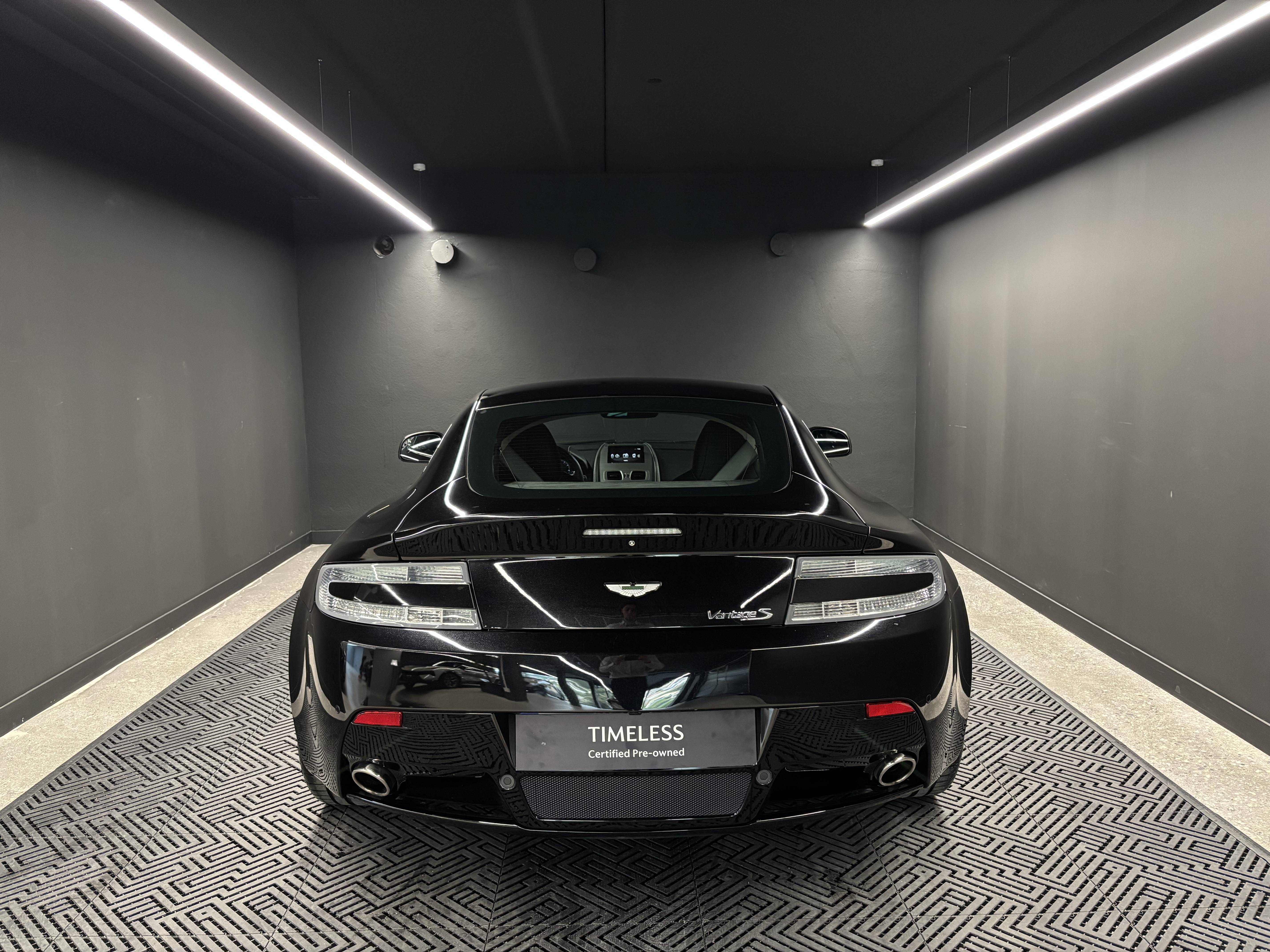 VANTAGE Vantage S V8 &mdash; 7