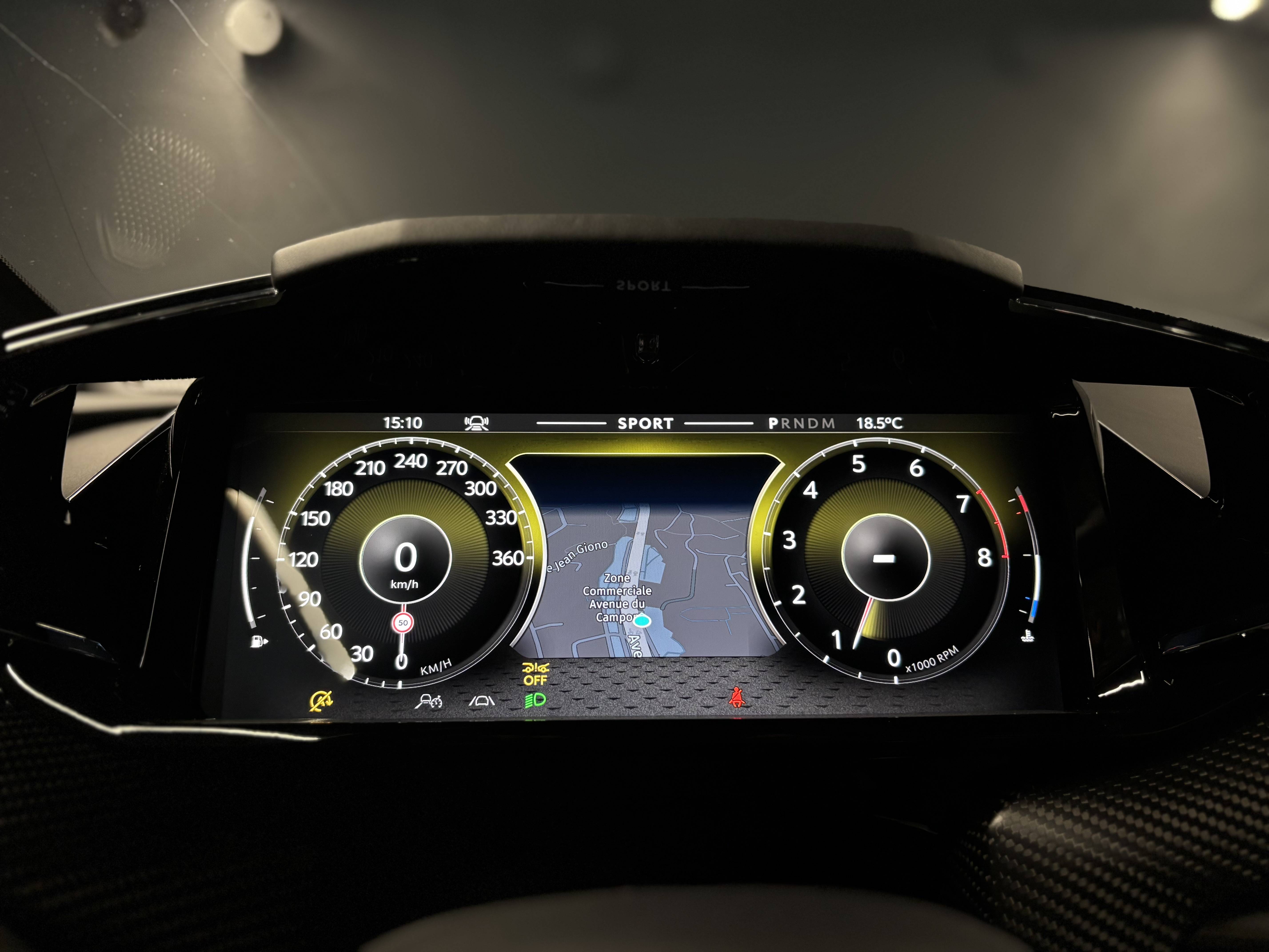 VANTAGE ROADSTER Vantage Roadster 4.0 Biturbo V8 665 ch BVA8 &mdash; 3