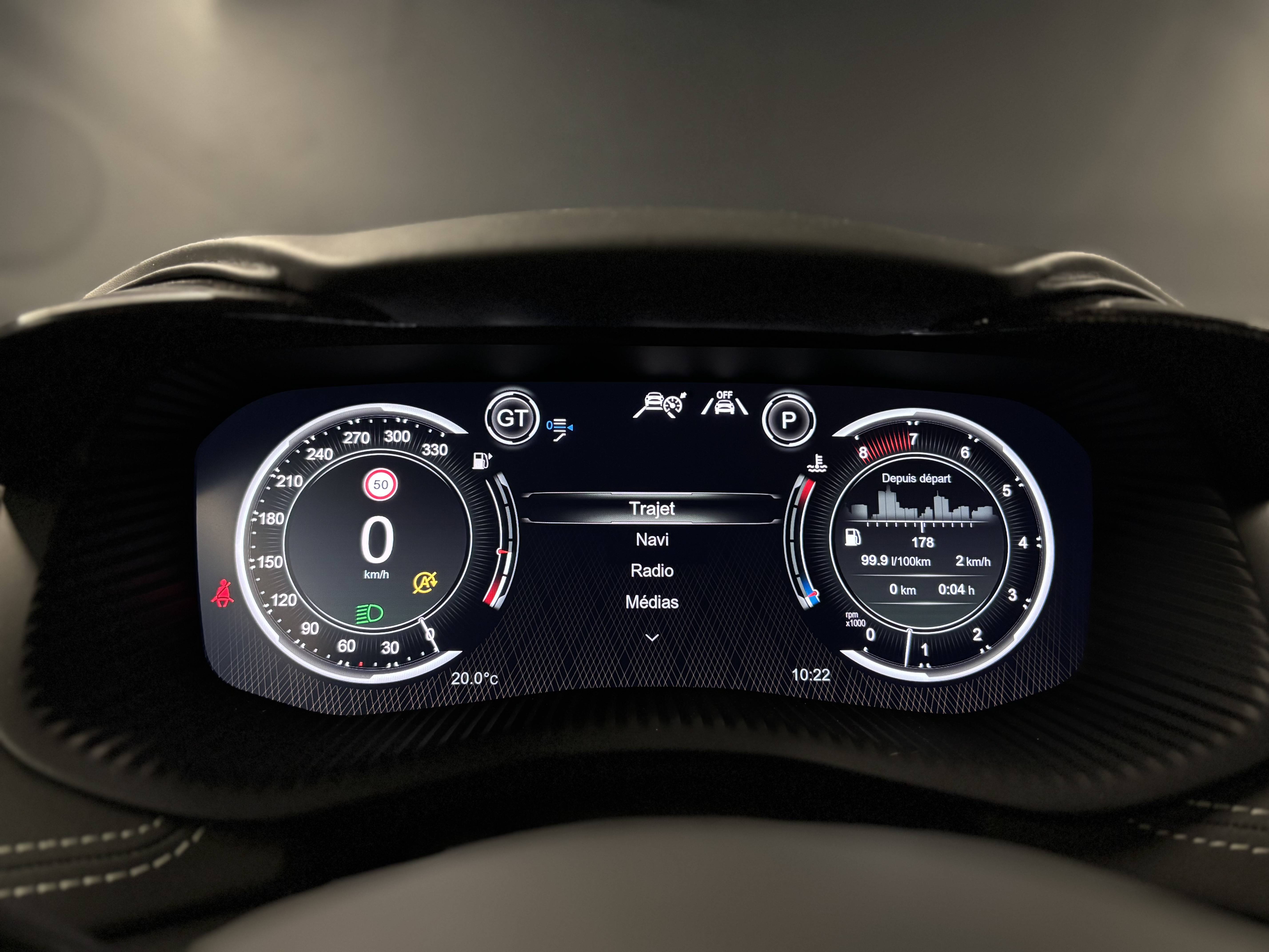 DBX707 DBX707 4.0 Biturbo V8 &mdash; 3