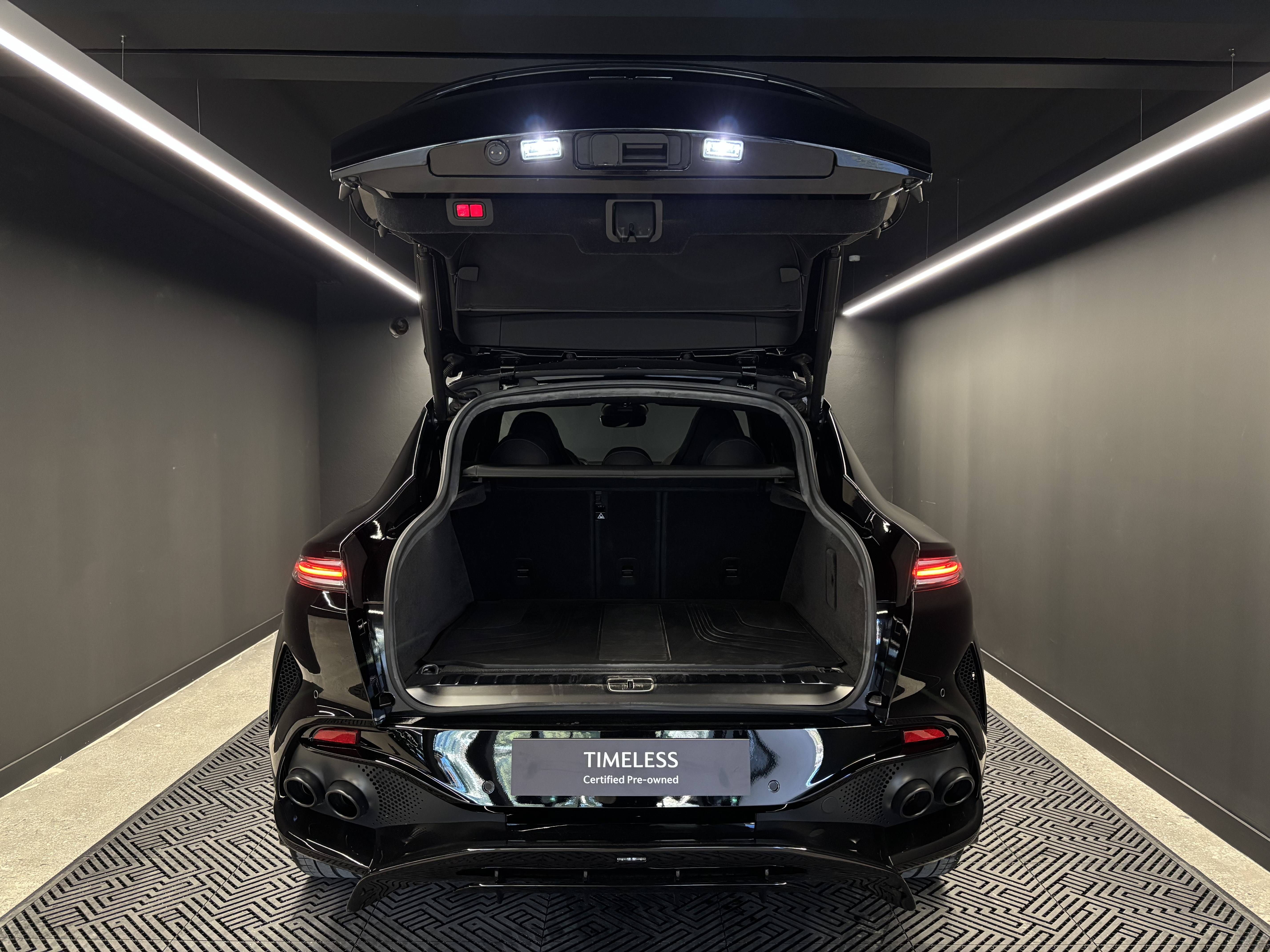 DBX707 DBX707 4.0 Biturbo V8 &mdash; 10